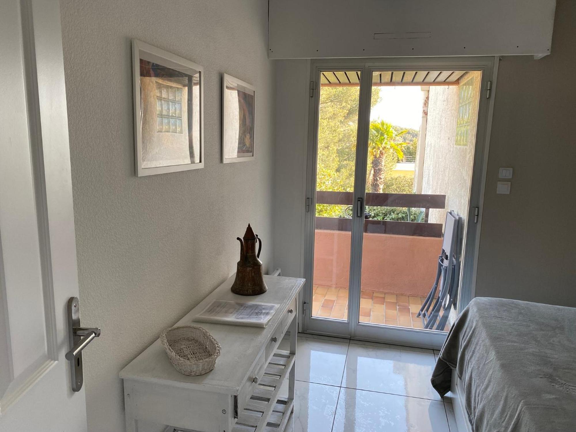 Appartement Cosy A Sanary Plage De Portissol-Climatise-Parking Prive Luaran gambar